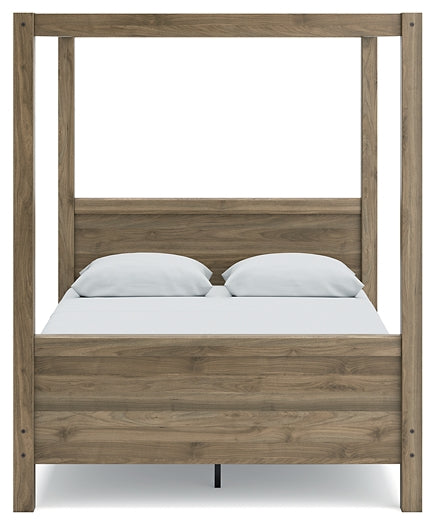 Aprilyn Queen Canopy Bed