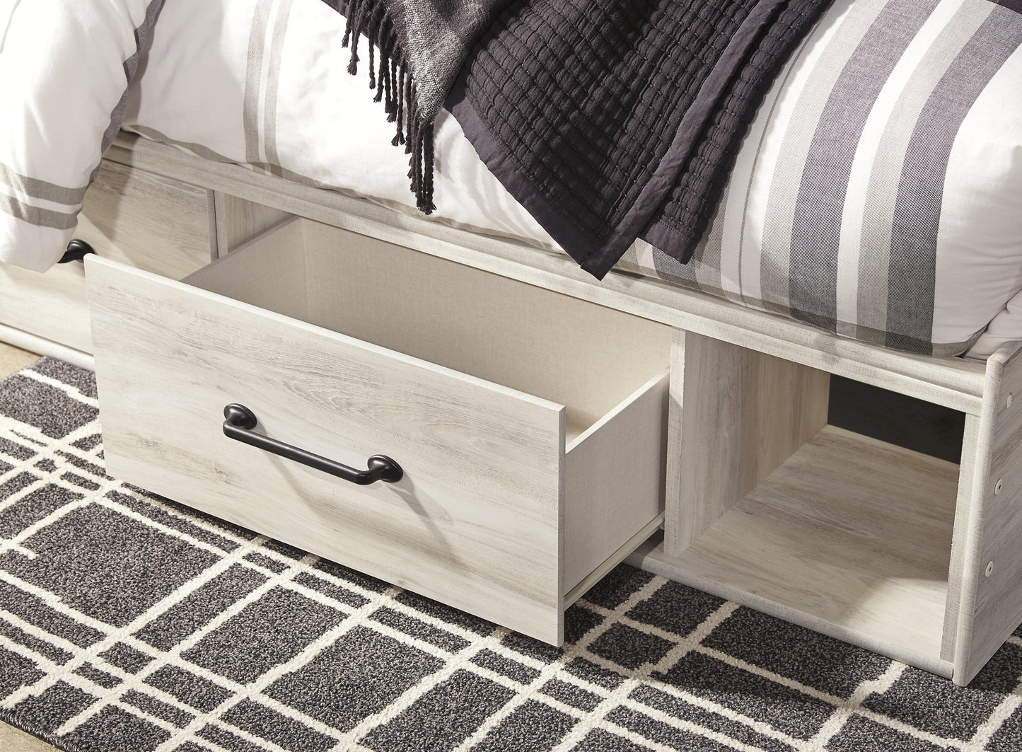 Cambeck  Panel Bed With 2 Storage Drawers With Mirrored Dresser, Chest And 2 Nightstands