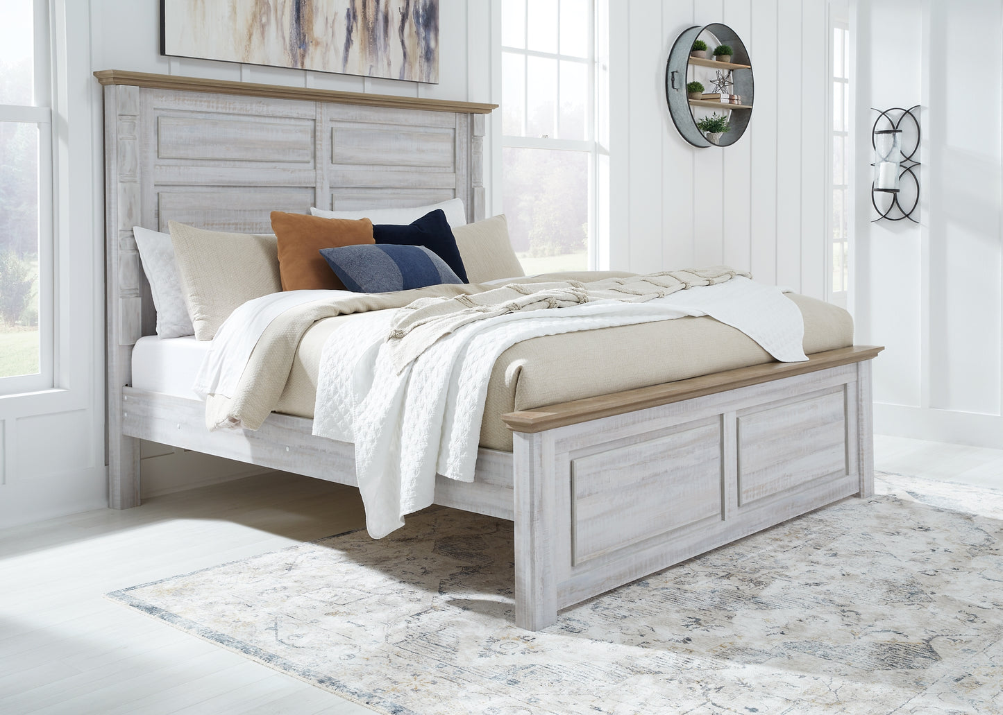 Haven Bay King Panel Bed with Dresser